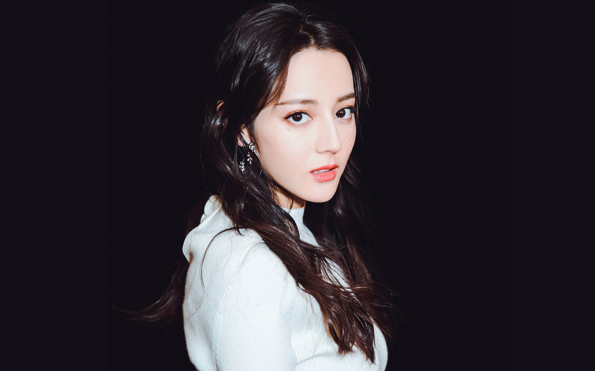 德甲战术创新：布局巧妙，精彩不断！，德甲体系